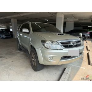 ขายรถ Toyota  Fortuner  สภาพดี 