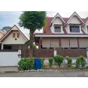 ขายถูกมาก!! บ้าน 2 หลัง บนที่ดิน 122 ตร.ว. ทำเลทอง อ.บ้านฉาง จ.ระยอง ใกล้โลตัส