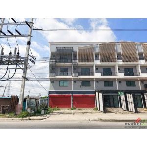 ขายอาคารพาณิชย์  หมู่บ้านรติรัตน์ ถนนบางกรวย-ไทรน้อย นนทบุรี