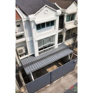 ทาวน์โฮม 3 ชั้น เอ็มควอเทียร์ 1 กม.  200 ตร.ม. 17 ตร.ว. 3 นอน 4 น้ำ ใกล้ BTS ทอง