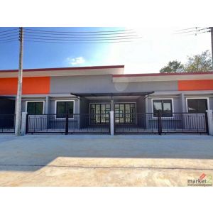 ซื้อแล้วได้เงินตกแต่งบ้านหลักแสน!! ทาวน์โฮมชั้นเดียว สร้างใหม่ ทำเลทอง โซนไม้ขาว