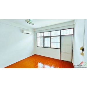 ใกล้เซ็นทรัล พระราม3 600ม. ใกล้ BRT สาธุประดิษฐ์ 800ม.  อาคารพาณิชย์ 4 ชั้น 5นอน