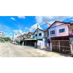 ขายทาวน์เฮ้าส์ รีโนเวทใหม่ สวย หมู่บ้านคลองสามชัยพกษ์ เลียบคลองสาม ตำบลคลองสาม อ