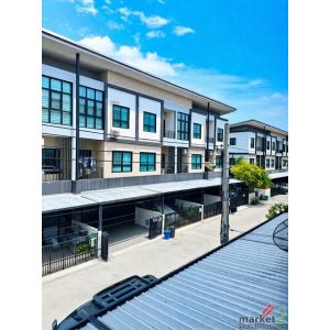 บ้านใหม่ 3 ชั้น   ทำเลสุขุมวิท 113 ใกล้BTS แบริ่ง  20 ตร.ว. 240 ตร.ม.   BTS สำโร