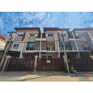 ทาวน์โฮม 3 ชั้น บ้านนนทรี แกลลอรี่ - พระราม 5 นครอินทร์ ทำเลดี