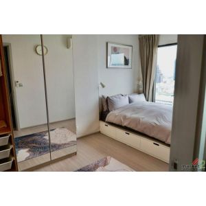 Life Sukhumvit 62 Spacious Private 17th Floor BTS BangChak