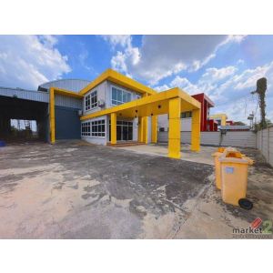 ขายโรงงานพร้อมออฟฟิศ 2 ชั้น พื้นที่ 2 ไร่ นราภิรมย์ บางเลน นครปฐม สภาพดีพร้อมใช้