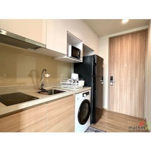 Noble Around Sukhumvit 33 Safe Convenient 19th Floor BTS PhromPhong
