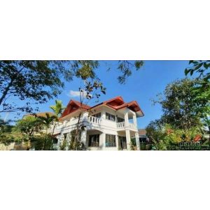 บ้านหลังใหญ่ 2 ชั้น บรรยากาศดี เป็นส่วนตัว สันกำแพง