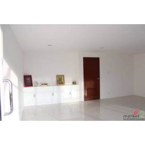 ให้เช่าโฮมออฟฟิศ จดทะเบียนได้ หรือทำ Air BNBได้ ซอยเสริมสุข4 ใกล้ทางด่วนรัชดาภิเ