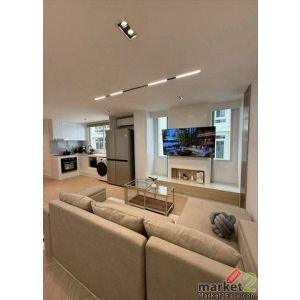 คอนโด ทำเลทอง รีโนเวทใหม่ สไตล์ Modern Homey 103คอนโด3 สุเทพ