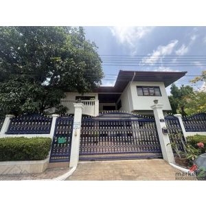 ขายบ้านเดี่ยว 2 ชั้น 67 ตร.ว. หมู่บ้านผกามาศ สุขุมวิท 71 ปรีดี 14 เฟอร์ฯไม้สักท้