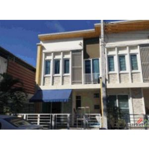  ขายทาวน์เฮ้าส์ 2 ชั้น โครงการ โกลเด้นทาวน์ วัชรพล - สุขาภิบาล 5 เขตสายไหม กรุงเ