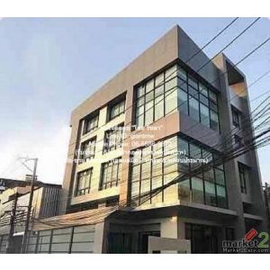 OFFICE ขายอาคารสำนักงาน พร้อมคลังสินค้า 4 ชั้น บนถนนรามคำแหง 88 ตร.ว. พท. 0 ไร่ 