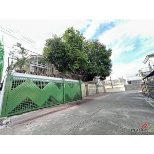 ให้เช่าบ้านเดี่ยว 2 ชั้น 88 ตร.ว. ย่านโชคชัย 4 ซอย 55 เหมาะพักอาศัย หรือทำโฮมออฟ