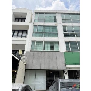 HR 10008 ให้เช่าอาคาร 4 ชั้น 1 คูหา สุขุมวิท 39 พร้อมพงษ์ พร้อมที่จอดรถ ใกล้เอมค