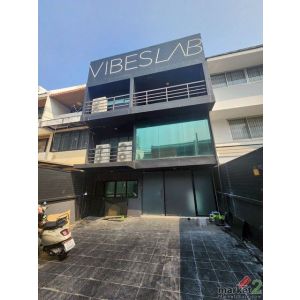ให้เช่าโฮมออฟฟิศ 3 ชั้น 250 ตรม. โครงการอารี ทาวน์เฮ้าส์ สุขุมวิท 26 ใกล้ BTS พร