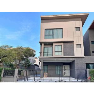 HR 10018 ให้เช่าบ้านกลางเมือง 3ชั้น รามอินทรา83 สเตชั่น สไตล์วิวล่าหรู ติดสวน บ้
