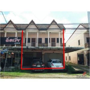 อาคารพาณิชย์ ถ.สุราษฎร์ธานี-ตะกั่วป่า ต.ต้นยวน อ.พนม จ.สุราษฎร์ธานี