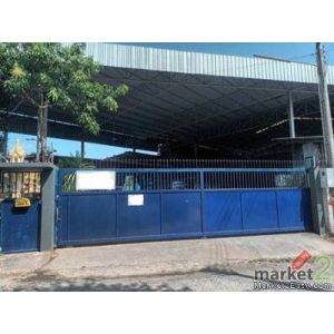 ขายโรงงานพร้อมบ้านศรีราชา พื้นที่ 360 ตรว. โกดังมีขนาด980ตรม. มีบ้าน 2 หลัง พื้น