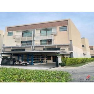 ขายโฮมออฟฟิศ 3.5 ชั้น โครงการ DISTRICT Ekkamai-Ramintra ซอยรามอินทรา 40 เหมาะซื้