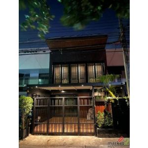 ขายให้เช่า ทาวน์โฮม 2 ชั้น รามคำแหง 26/1 ใกล้ รพ. รามคำแหง