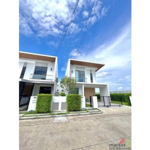 ให้เช่า บ้านแฝด หลังมุม โครงการ โคโม่ เบียงก้า บางนา Como Bianca สไตล์ Minimal E