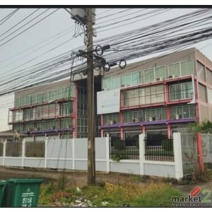ให้เช่าโกดัง 3300 ตร.ม. ถนนสุวินทวงศ์ รถใหญ่เข้าใด้ เขตหนองจอก ( แยกเช่าใด้ )