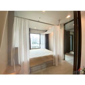 Life One Wireless Safe Convenient 6th Floor BTS PloenChit