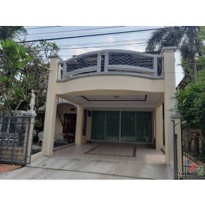 บ้านเดี่ยว 2 ชั้น 72  ตร.ว 300 ตรม.  4 ห้องนอน 3 ห้องน้ำ 1ห้องแม่บ้าน รามคำแหง 1