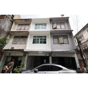 BH4340 ให้เช่าทาวน์เฮ้าส์ 4 ชั้น หลังมุม พร้อมดาดฟ้า ซอยสาทร 11 แยก 3 ใกล้ BTS เ