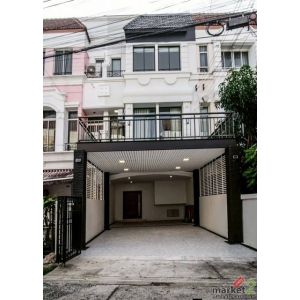 P769 ให้เช่าทาวน์โฮม โครงการ บ้านกลางเมือง บริติช ทาวน์ ศรีนครินทร์ Baan Klang M