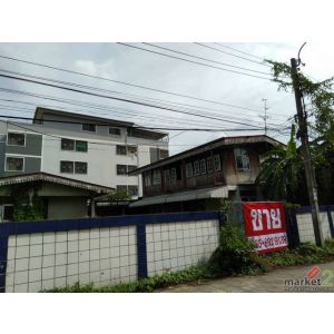 ขายที่ดินแปลงสวย ซอยจรัลสนิทวงศ์ 31 ขนาดพื้นที่ 82 ตร.วา. แถมบ้านไม้ 2 หลังในบริ