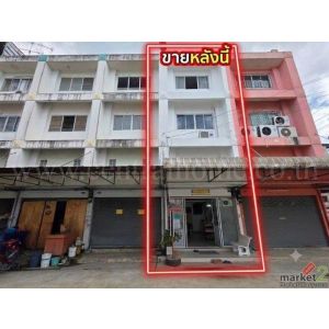ตึกแถว 3.5 ชั้น รีโนเวทแล้ว ต่อเติมพื้นที่ใช้สอย ถ.พุทธมณฑลสาย 5
