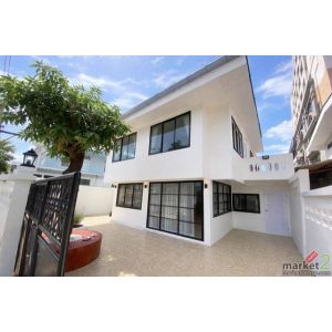 ให้เช่าบ้านเดี่ยวห้วยขวาง-สุทธิสาร 5 ห้องนอน ที่ดิน 50 ตร.ว. เฟอร์นิเจอร์ครบ 800