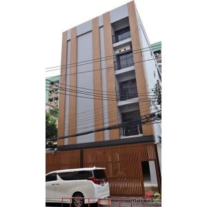 ให้เช่าอาคารสำนักงาน 5 ชั้น 900 ตรม. ซอยประชาราษฎร์บำเพ็ญ ใกล้ MRT ห้วยขวาง เพีย