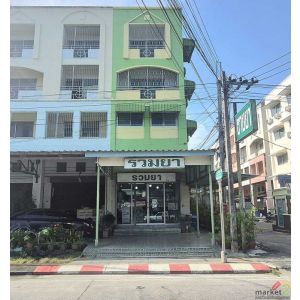 ขาย อาคารพาณิชย์ 4 ชั้น  โครงการเฉลิมพระเกียรติ บางศรีเมือง  พื้นที่เยอะ หลังมุม