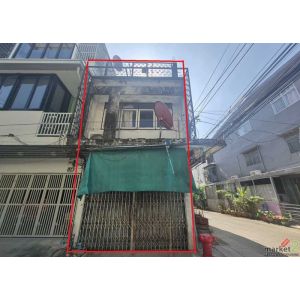 ตึก 3 ชั้น หลังมุม ซอยสุขุมวิท95 ถนนสุขุมวิท ราคาสุดพิเศษ