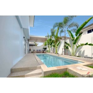 ขายถูกมาก!! พูลวิลล่าสุดหรู รีโนเวทใหม่ทั้งหลัง ม.พิมานชล 2 ติดบึงแก่นนคร 