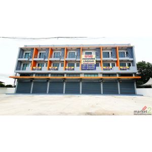 อาคารพาณิชย์ทำเลทอง หน้าติดถนน หลังชมวิวแม่น้ำเจ้าพระยา