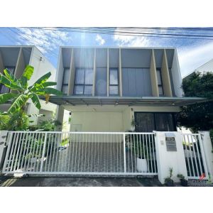 ขายถูกมาก!! บ้าน 2 ชั้น ม.AQ Shadi ชลบุรี-บายพาส อ.เมืองชลบุรี เฟอร์ครบ ใกล้เซ็น