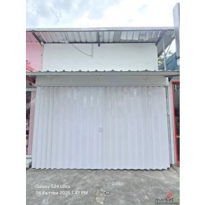 ฉากพีวีซีกั้นหน้าร้าน