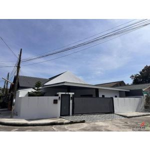 ขายถูกมาก!! บ้านชั้นเดียวหลังมุม รีโนเวทใหม่ ม.วงศ์สิริ ทำเลทอง อ.เมือง จ.ภูเก็ต