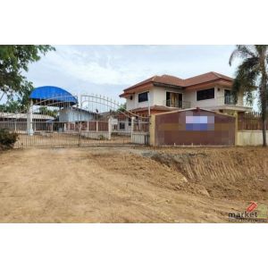 ขายบ้านพร้อมที่ดิน ถนนพิษณุโลก-วัดโบสถ์ อำเภอพรหมพิราม  พิษณุโลก