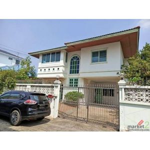 ให้เช่าบ้านหลังมุม ใกล้รถไฟฟ้าสายสีเหลือง ลาดพร้าว71 ใกล้โรงพยาบาลเปาโลโชคชัย4 ใ