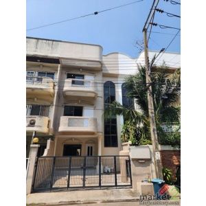 ให้เช่าทาวโฮม ใกล้รร.นานาชาติ SISB, RIC เเละ KIS  สถานี MRTสถานีลาดพร้าว71ซอย ปร