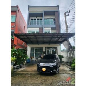 ขาย ทาวน์โฮม 3 ชั้น ตกแต่งพร้อมอยู่  ฟูลเฮาส์ บางแวก94  ถนนกว้าง เหมาะทำโฮมออฟฟิ