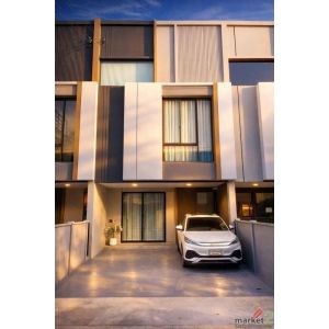 คุ้มสุดในย่านนี้!! ให้เช่าทาวน์โฮม 2 ชั้นครึ่ง แต่งสวย เฟอร์ครบ ม.Pleno 