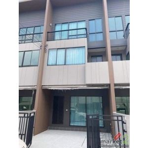 ขายหรือให้เช่า ทาวน์โฮม3 ชั้น ติดถนนเสรีไทย 52ใกล้ตลาดน้ำขวัญเรียม ใกล้โรงเรียนท