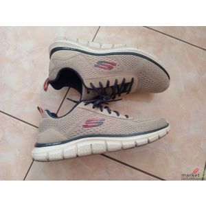 ขายรองเท้าสเก็ตเชอร์สีเทาสภาพสวย เบอร์ 43